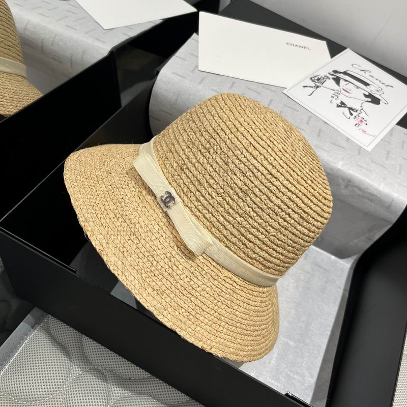 Chanel top hat dx138